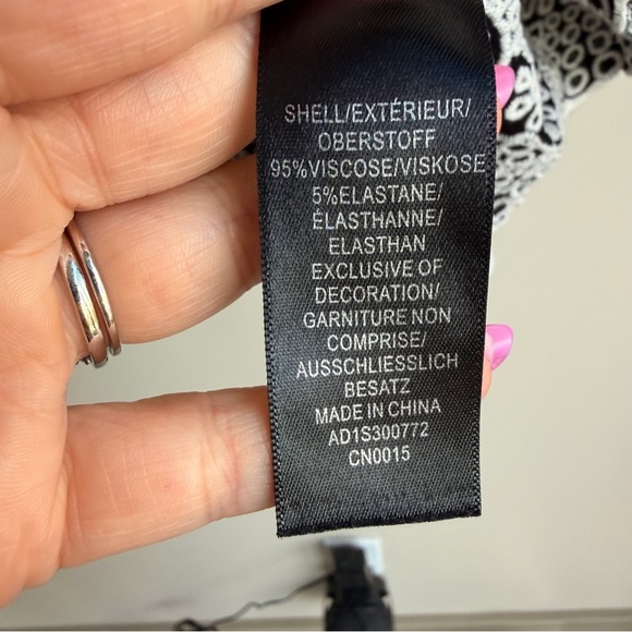 Adrianna Papell Scalloped Embroidered Hem Off Shoulder Top - Picture 9 of 12